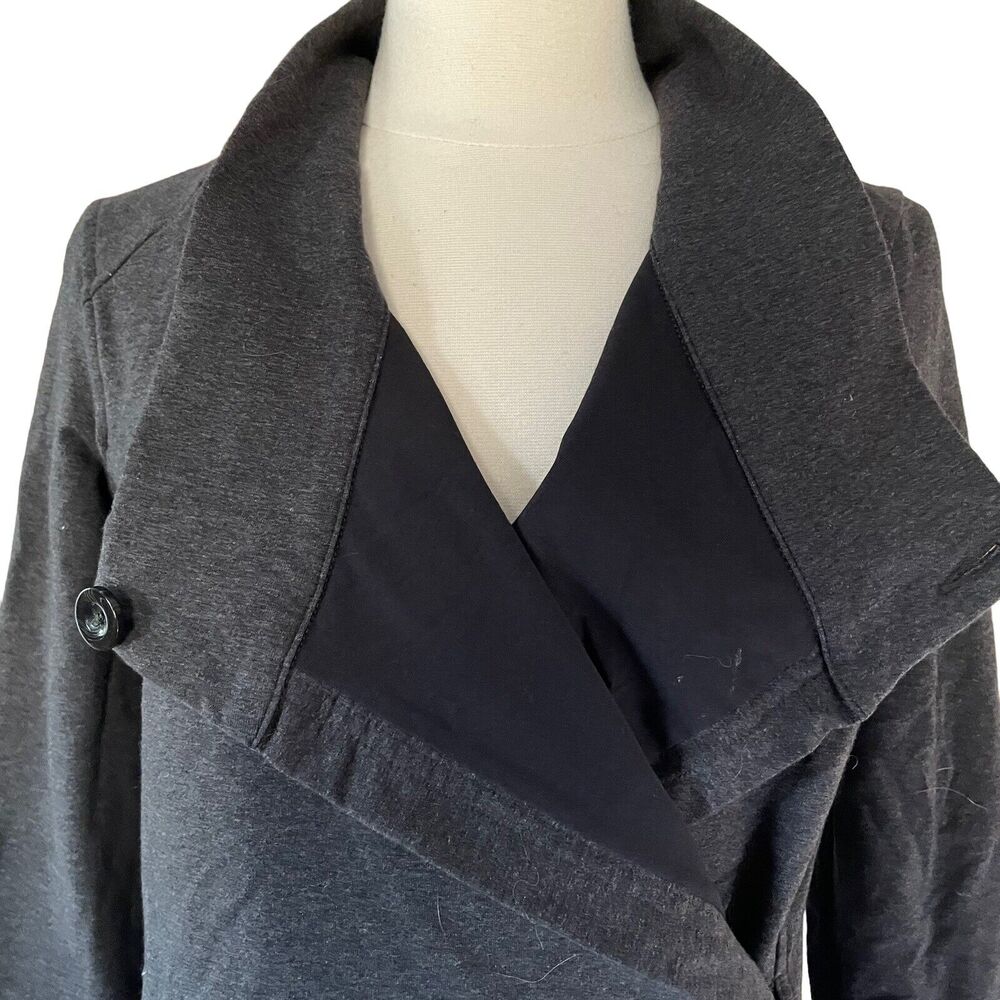 LuLuLemon Athletica Jacket Size 6 Dark Gray Asymmetrical Tunic Length Pockets - Picture 2 of 11